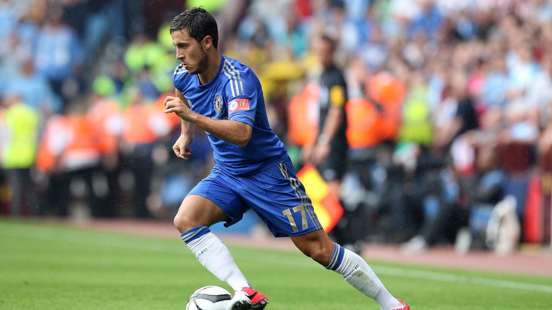 苏炳添称希望看到更多短跑新星崛起，短跑冠军苏炳添哪里人